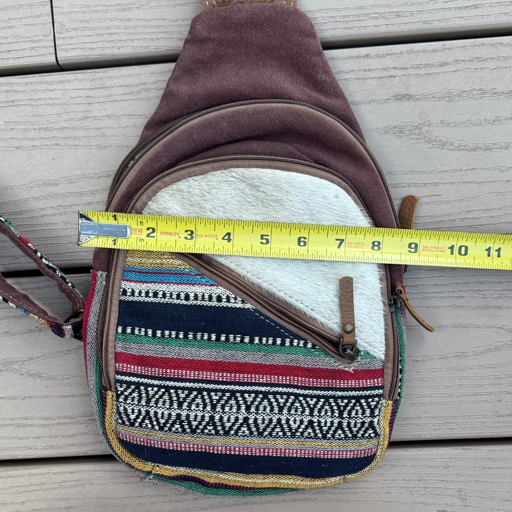 Aztec Patterned Sling Bag - image 5